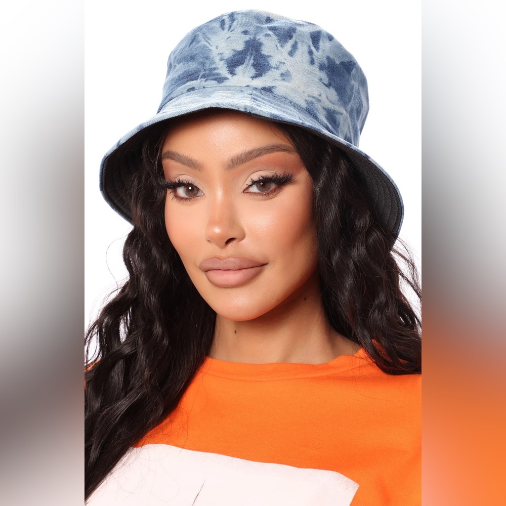 Tie-Dye Blue and Black Reversible Bucket Hat - Women Accessories